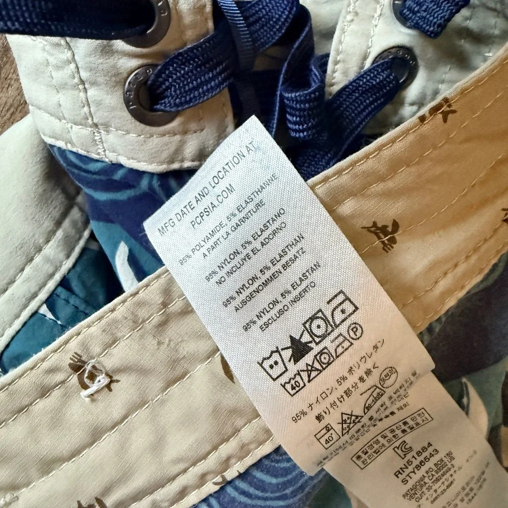 Patagonia Men's Stretch Wavefarer Tree‎ Rings 21